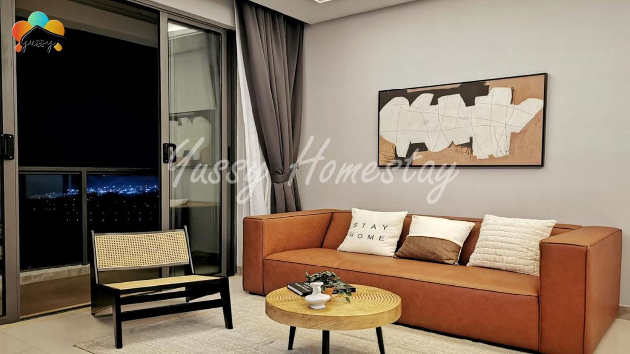 Yussy 2 Bedroom Sea View Condo At R&F Princess Cove Johor Bahru Bagian luar foto