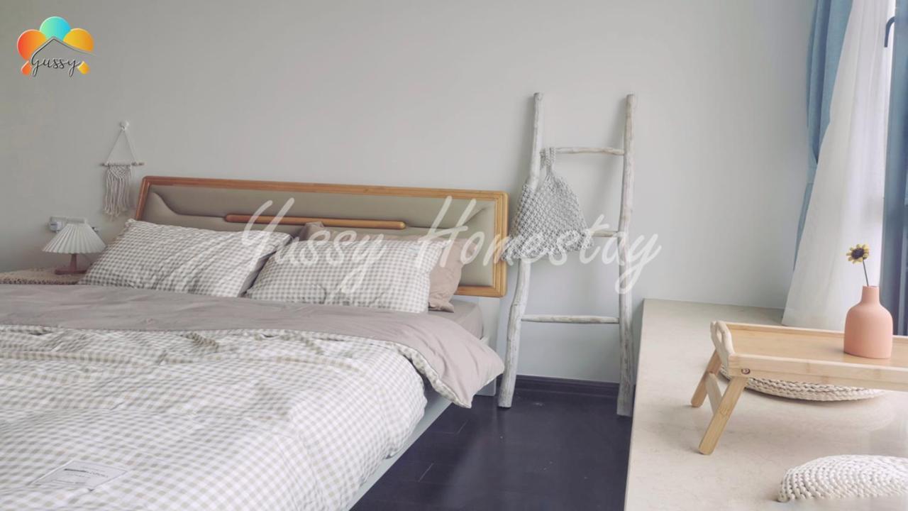 Yussy 2 Bedroom Sea View Condo At R&F Princess Cove Johor Bahru Bagian luar foto