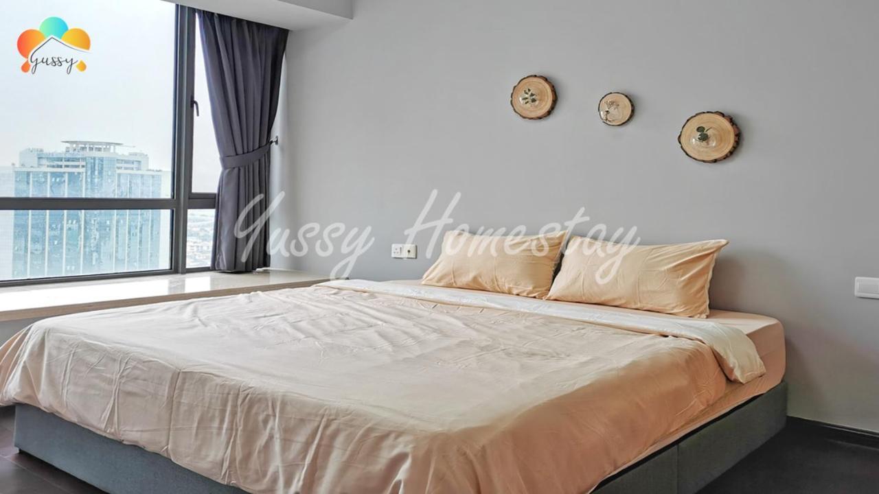 Yussy 2 Bedroom Sea View Condo At R&F Princess Cove Johor Bahru Bagian luar foto