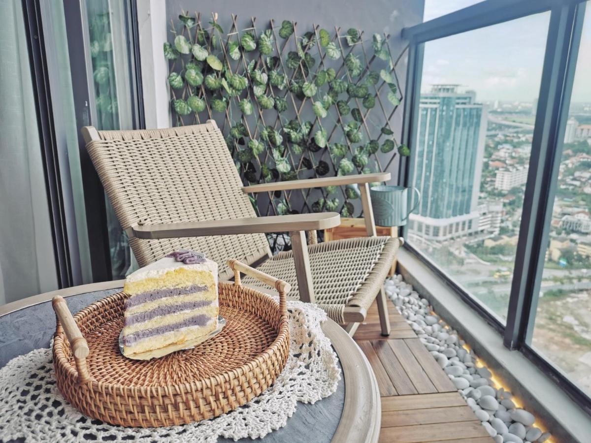 Yussy 2 Bedroom Sea View Condo At R&F Princess Cove Johor Bahru Bagian luar foto