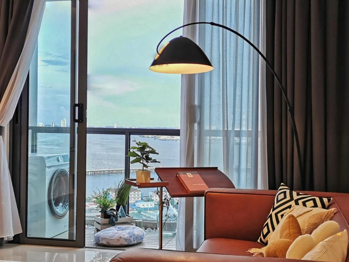 Yussy 2 Bedroom Sea View Condo At R&F Princess Cove Johor Bahru Bagian luar foto