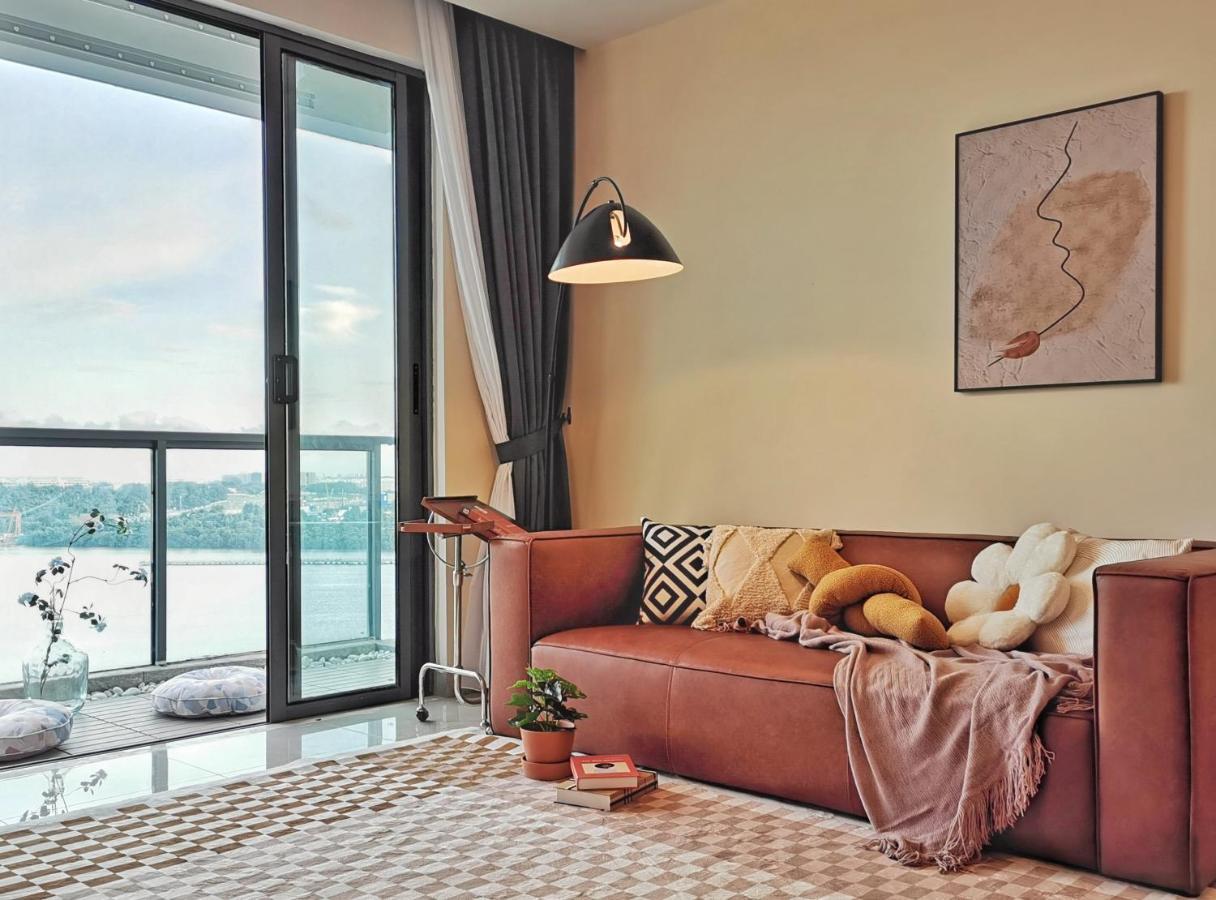 Yussy 2 Bedroom Sea View Condo At R&F Princess Cove Johor Bahru Bagian luar foto